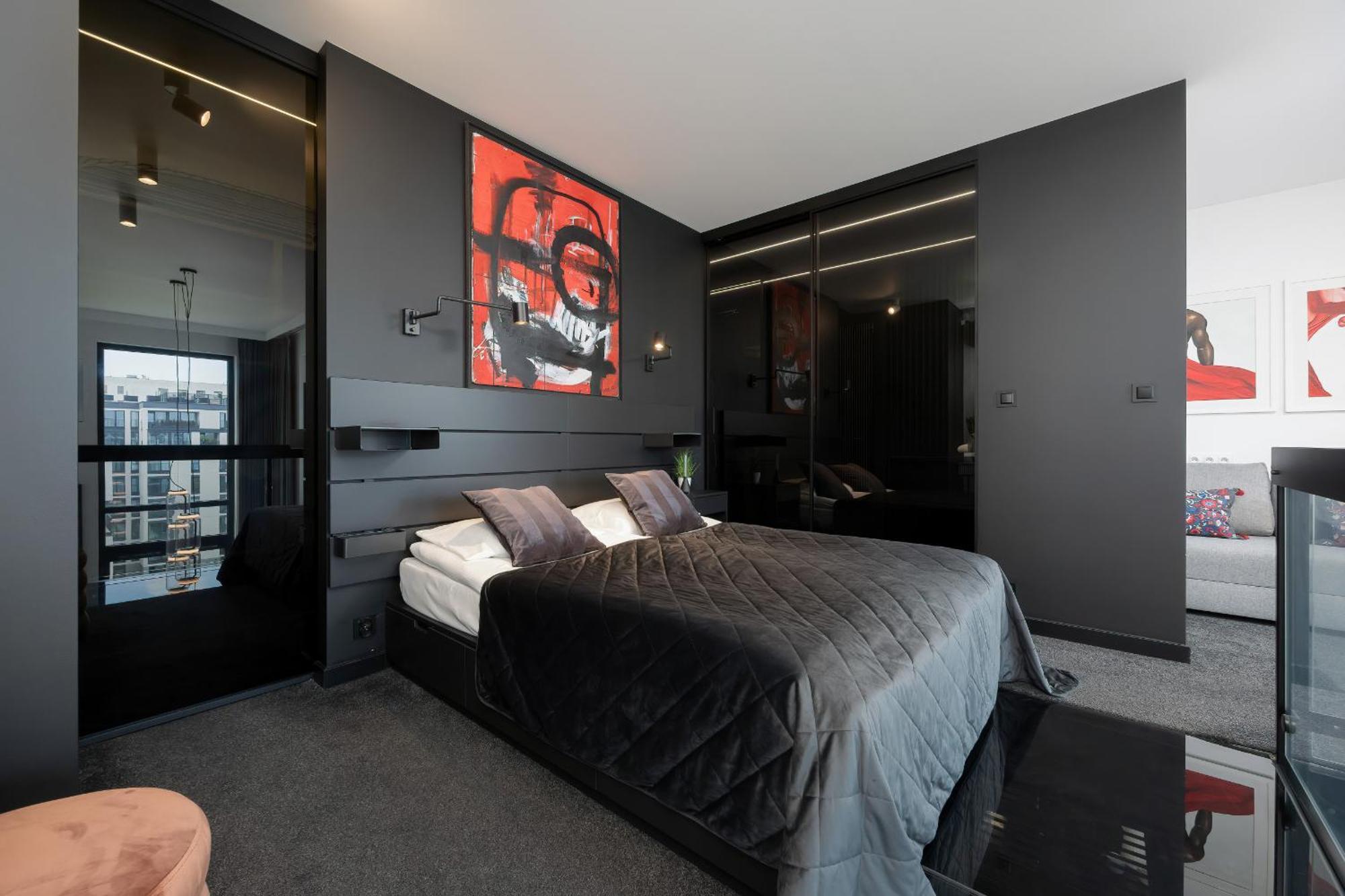 Ekskluzywny Z Antresola By Renters Prestige *