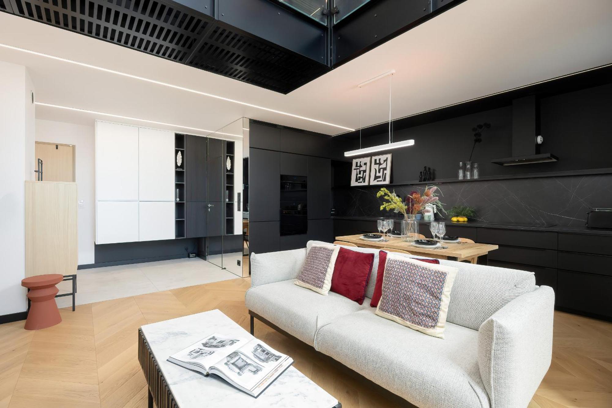 Ekskluzywny Z Antresola By Renters Prestige * Warschau